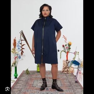 Elegant Navy Blue Zip-Up Dress